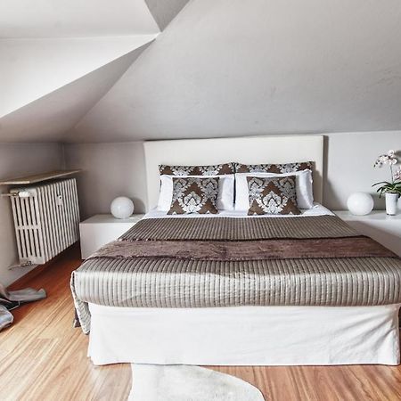 شقة Cute & Cozy Terrace بيرغامو الغرفة الصورة