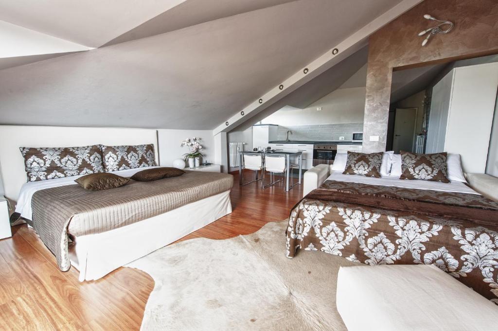 شقة Cute & Cozy Terrace بيرغامو الغرفة الصورة