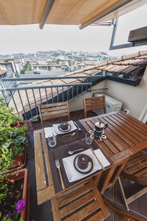 شقة Cute & Cozy Terrace بيرغامو الغرفة الصورة