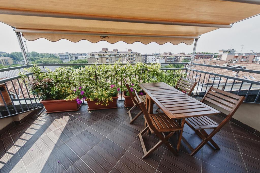 شقة Cute & Cozy Terrace بيرغامو الغرفة الصورة