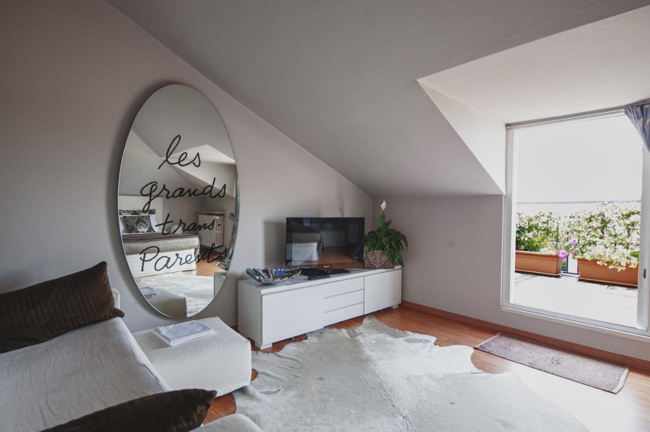 شقة Cute & Cozy Terrace بيرغامو الغرفة الصورة